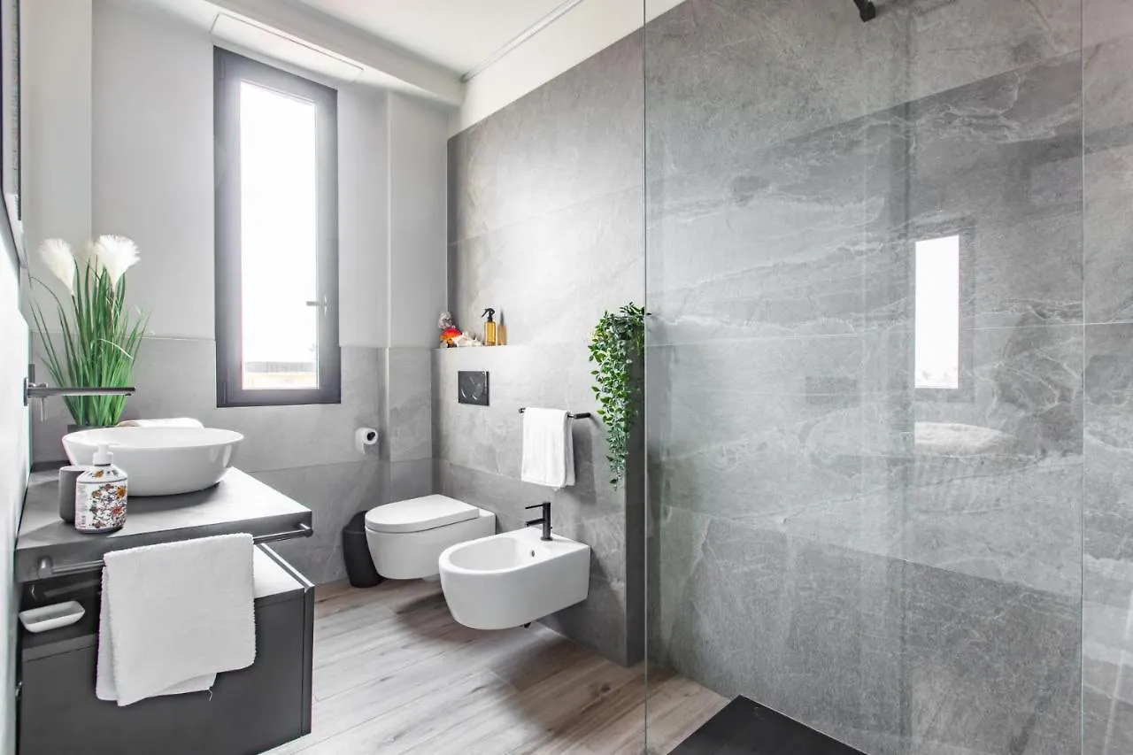 Easylife - Chic E Moderno Bilocale Con Balconcino Sul Naviglio Grande Lägenhet Milano 0*,  Italien
